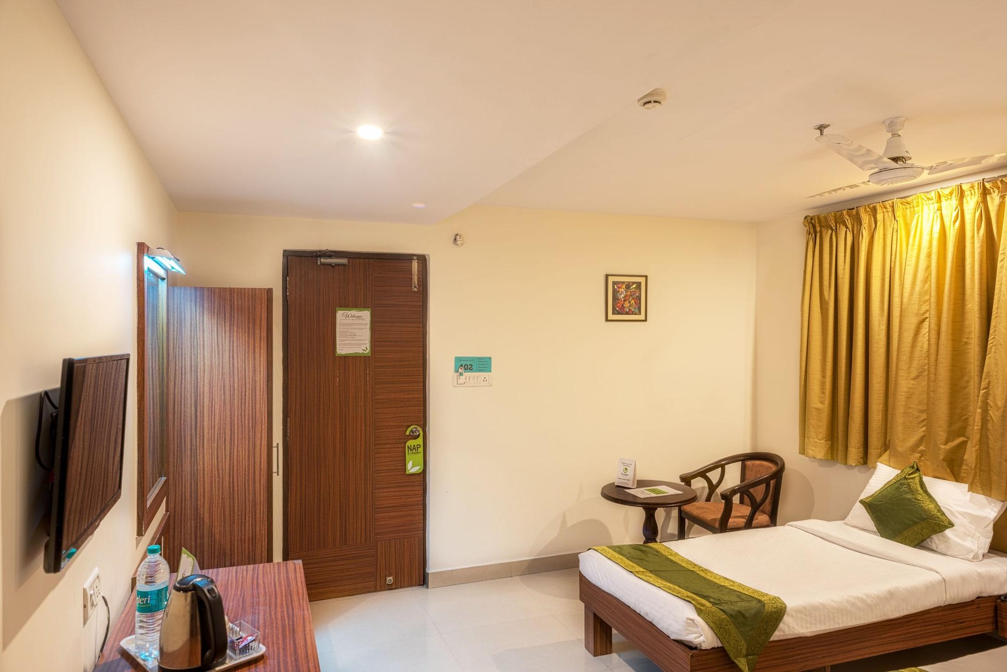 Treebo Trend Grand Plaza Nampally Гайдарабад Екстер'єр фото