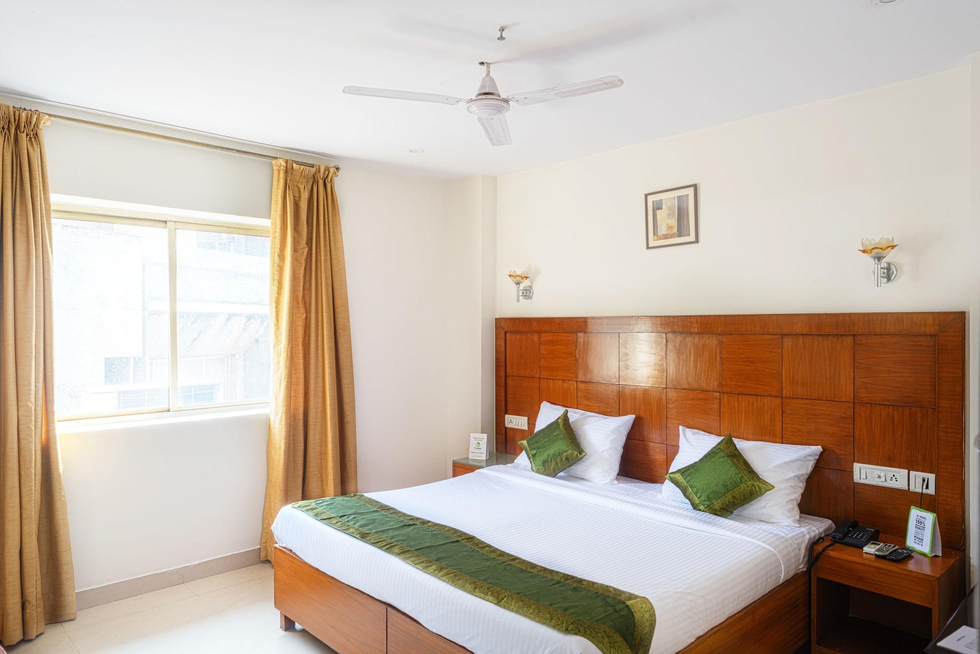Treebo Trend Grand Plaza Nampally Гайдарабад Екстер'єр фото